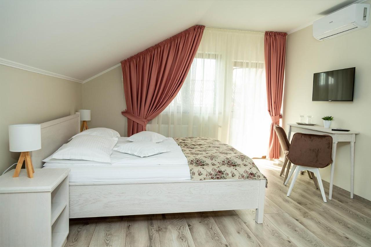 Pensiunea Casablanca Регин Екстериор снимка